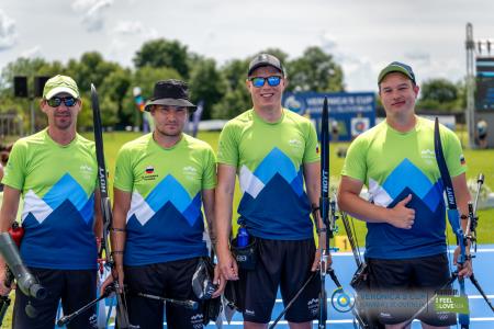 Ekipne tekme v Arboretumu Volčji Potok (32)